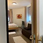 Konukevi Na Solne Stezce Kasperske Hory