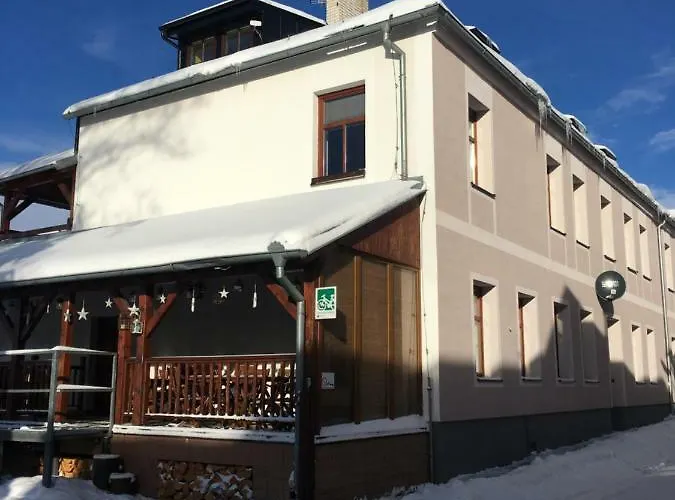 Casa de hóspedes Na Solne Stezce 3*